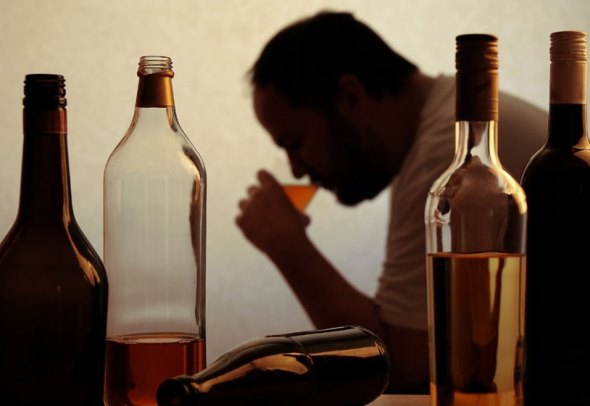 Алкогольное отравление симптомы и первая помощь