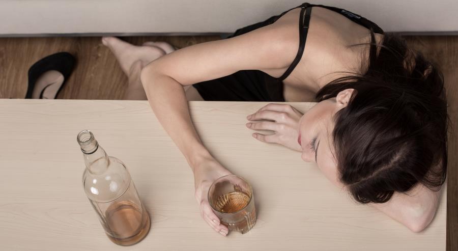 Лечение женского алкоголизма в МСК анонимно