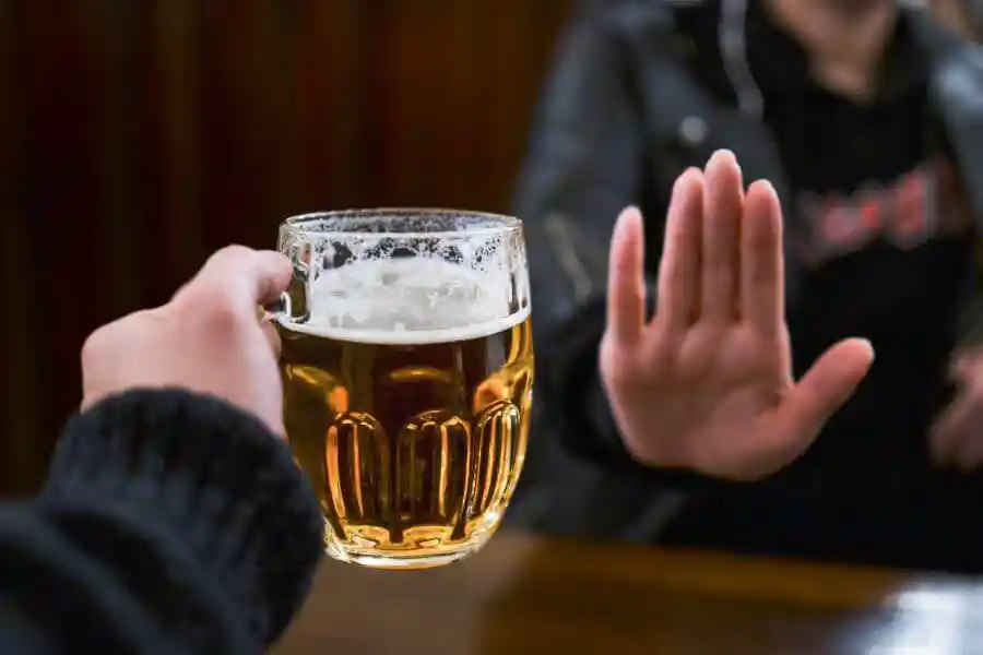 Пивной алкоголизм: лечение в Москве